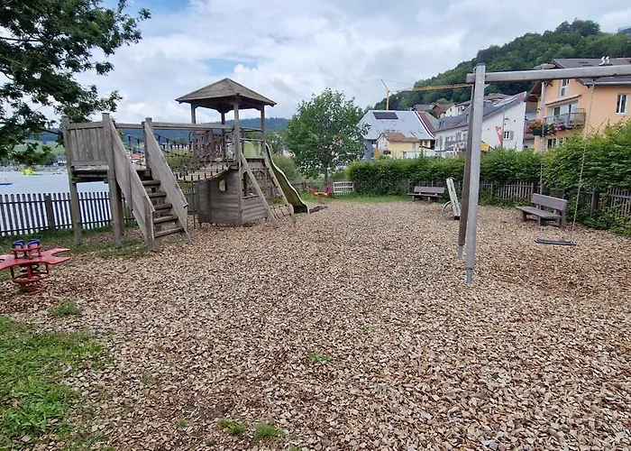 Holiday home Maison Vis-a-vis Du